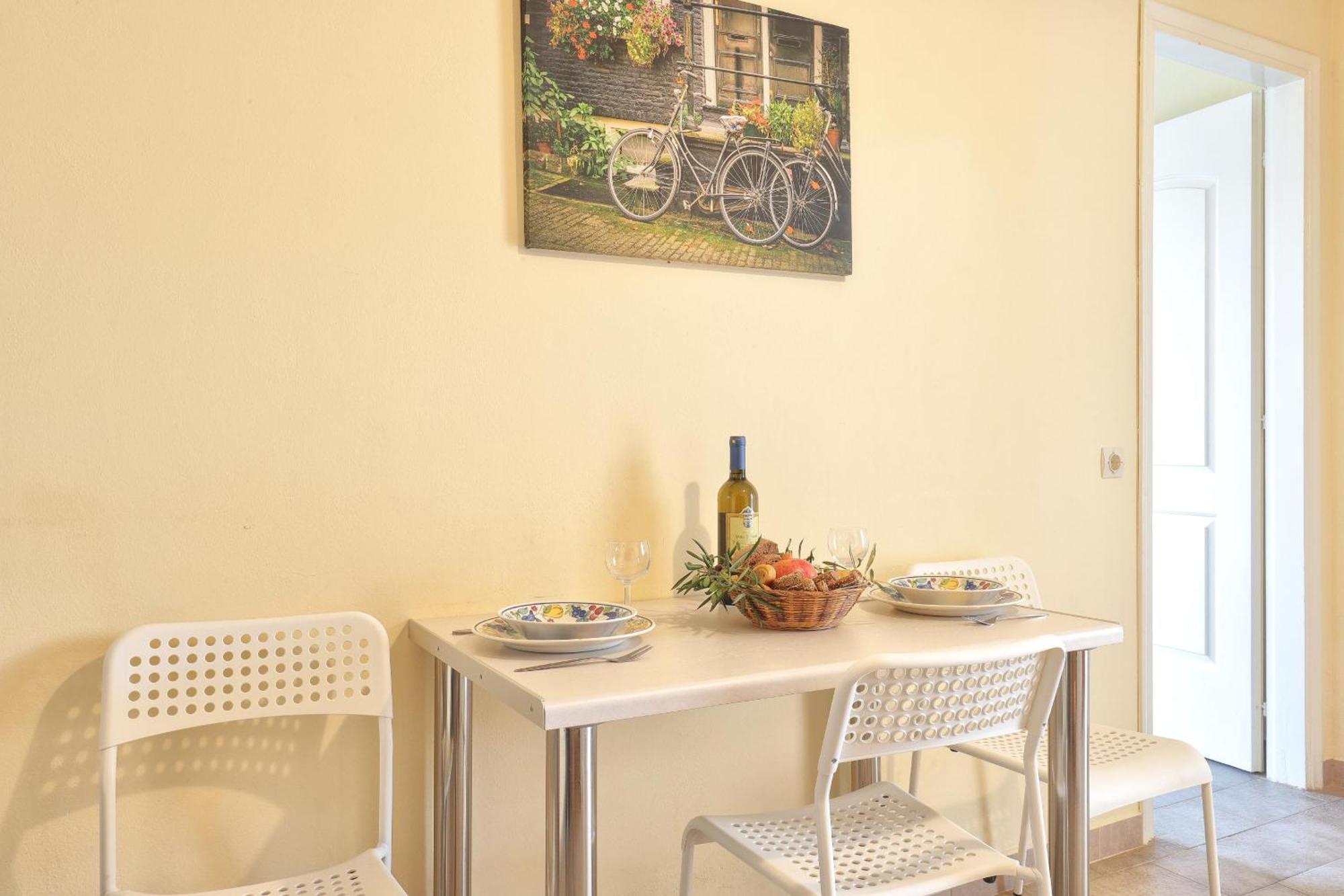 Aria Apartment Lakithra ห้อง รูปภาพ