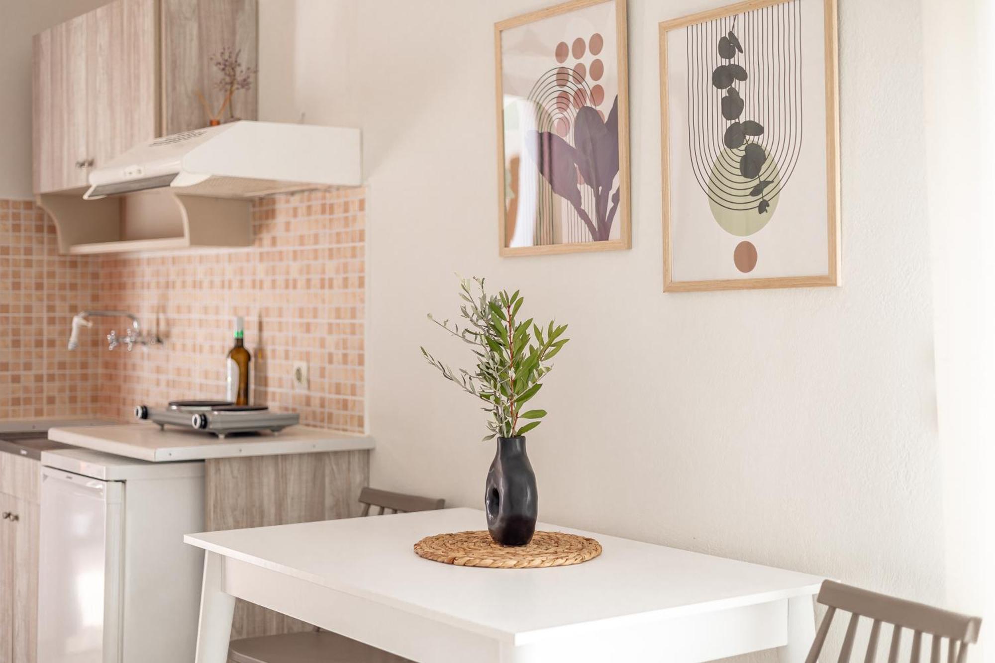 Aria Apartment Lakithra ห้อง รูปภาพ